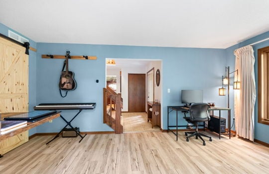 15-web-or-mls-3867 Timber Creek St Int-6