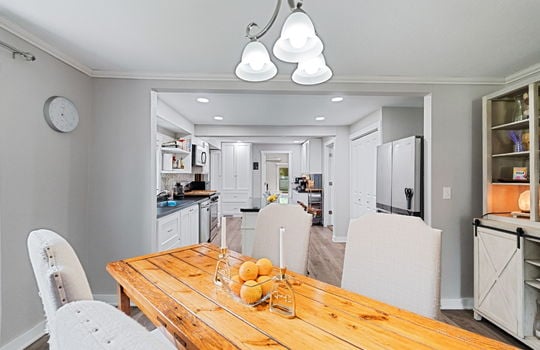 17-web-or-mls-1811 Center Dr Int-6