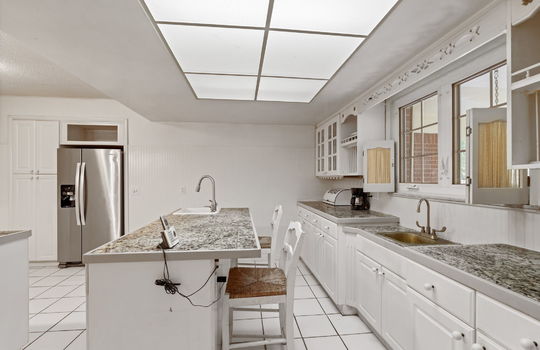 18-web-or-mls-4913 S Arvilla Dr Int-8