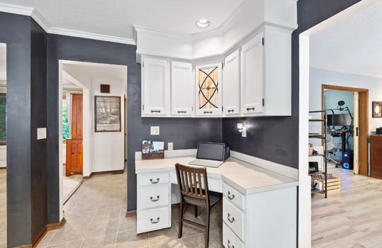 22-web-or-mls-3867 Timber Creek St Int-13