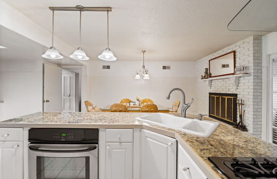 22-web-or-mls-4913 S Arvilla Dr Int-12
