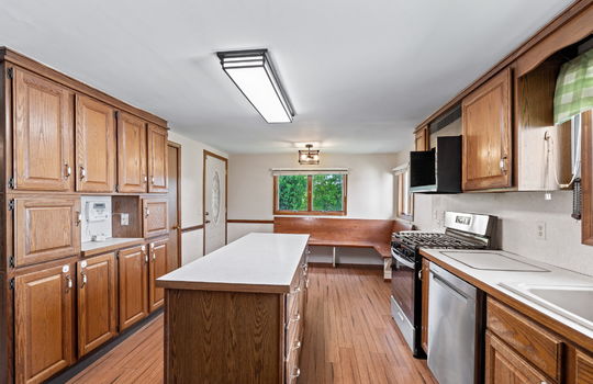 22-web-or-mls-7200 Memorial Hwy Int-4