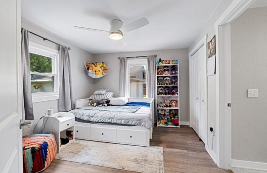 23-web-or-mls-1811 Center Dr Int-12