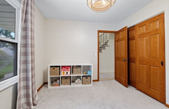 25-web-or-mls-9099 Summerfield Road Int-16
