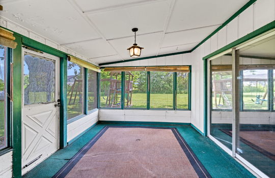 27-web-or-mls-7200 Memorial Hwy Int-9