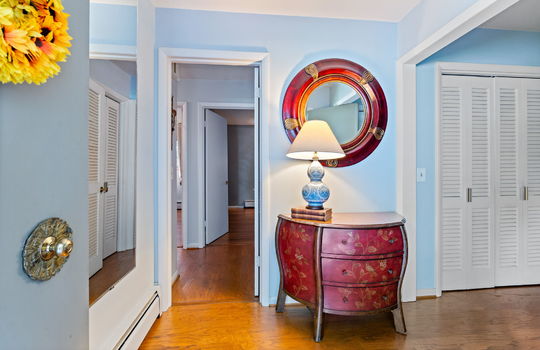29-web-or-mls-4913 S Arvilla Dr Int-19