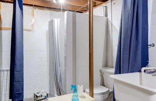 29-web-or-mls-5946 E Heights Dr Int-20