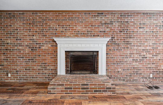 32-web-or-mls-7200 Memorial Hwy Int-14