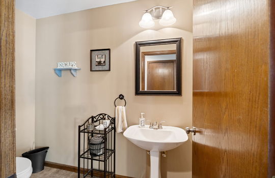 34-web-or-mls-5355 Teal Rd Int-14