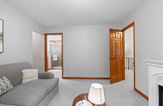 36-web-or-mls-9099 Summerfield Road Int-27