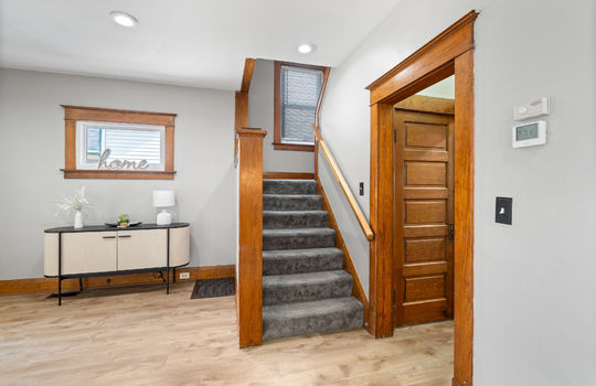3624 Hoiles Ave Int-15