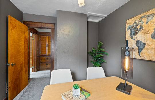 3624 Hoiles Ave Int-21