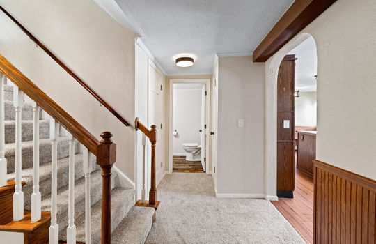 37-web-or-mls-7200 Memorial Hwy Int-19