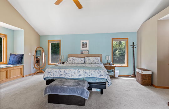 38-web-or-mls-5355 Teal Rd Int-18