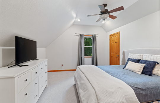 39-web-or-mls-9099 Summerfield Road Int-30