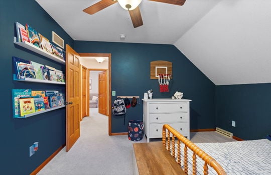 44-web-or-mls-9099 Summerfield Road Int-35