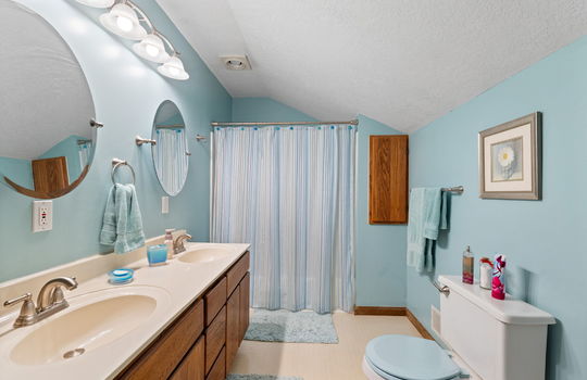 47-web-or-mls-5355 Teal Rd Int-27