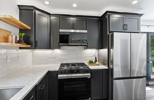 5093 Smith Rd Int-10