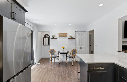 5093 Smith Rd Int-11
