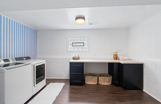 5093 Smith Rd Int-27