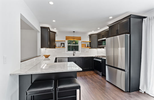 5093 Smith Rd Int-8