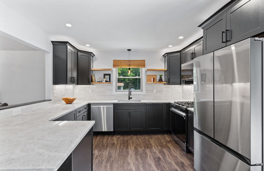 5093 Smith Rd Int-9