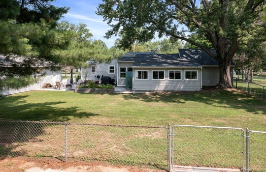 8-web-or-mls-1811 Center Dr Ext-8