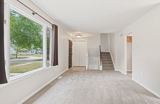 11-web-or-mls-625 John Rolfe Dr Int-3