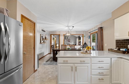 1168 Brandywine St Int-13