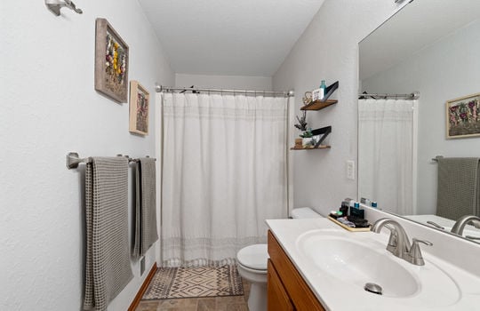 1168 Brandywine St Int-33