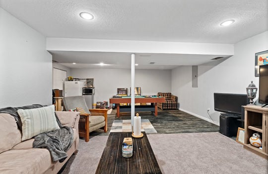 1168 Brandywine St Int-38