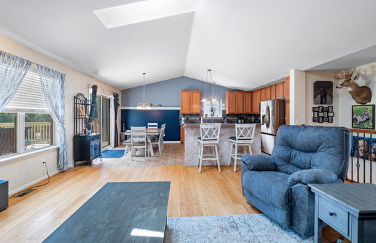 14-web-or-mls-9116 Susan Cir Int-7