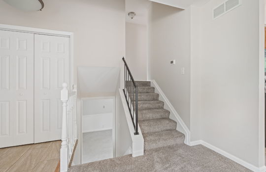 17-web-or-mls-625 John Rolfe Dr Int-9