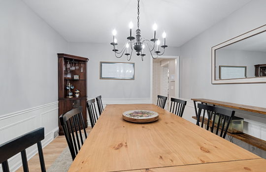 19-web-or-mls-4843 Skelly Rd Int-10