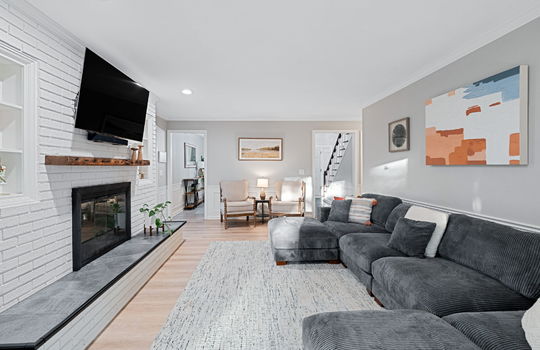 22-web-or-mls-4843 Skelly Rd Int-13