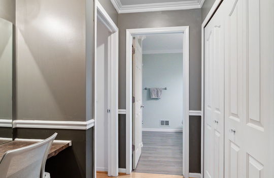 22-web-or-mls-9116 Susan Cir Int-15
