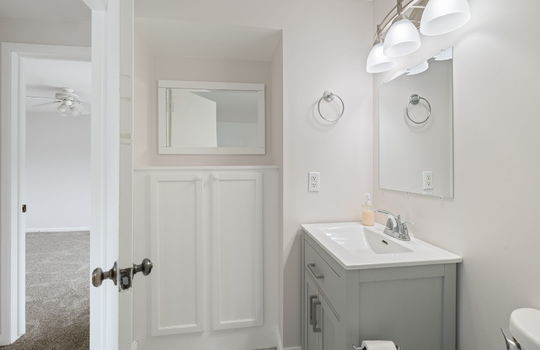 26-web-or-mls-625 John Rolfe Dr Int-18