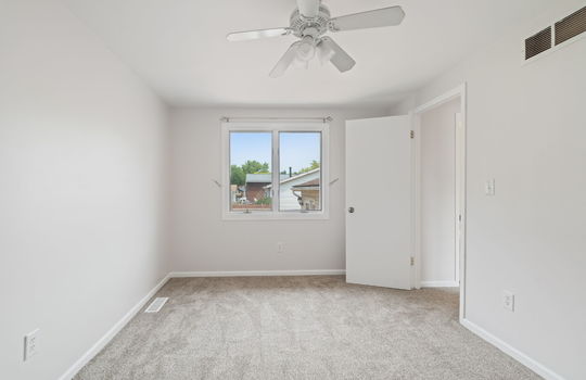 29-web-or-mls-625 John Rolfe Dr Int-21