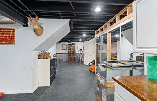 43-web-or-mls-9116 Susan Cir Int-36