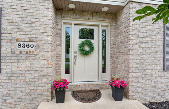 8360 Doulton Ct Int-1