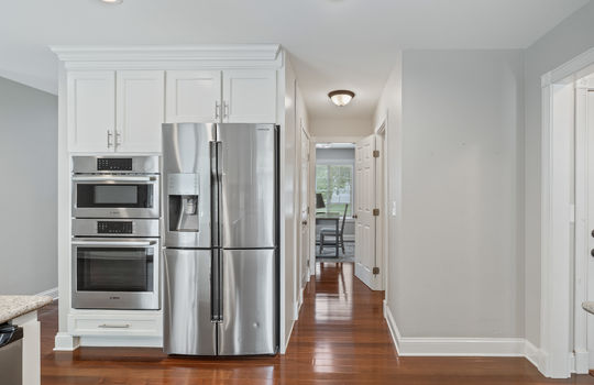 8360 Doulton Ct Int-18