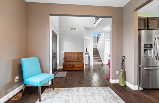 10-web-or-mls-5584 Red Hawk Ln Int-4