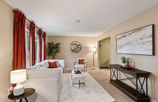 10-web-or-mls-6125 Everwood Int-3