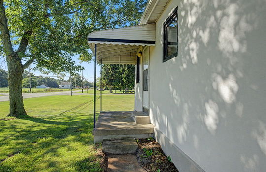 11-web-or-mls-9901 Secor Rd Int-1