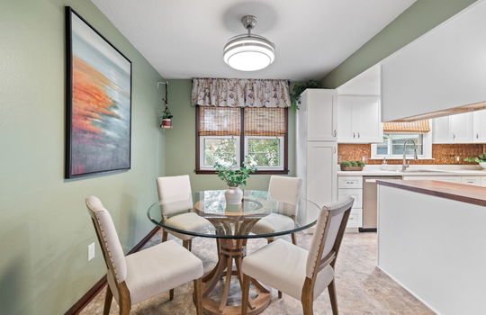 13-web-or-mls-6125 Everwood Int-6