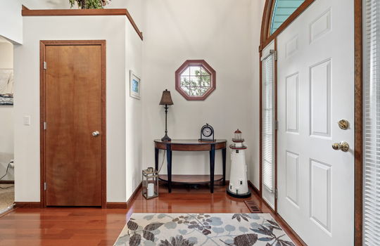 15-web-or-mls-7273 Silo Meadows Dr Int-2 (2)