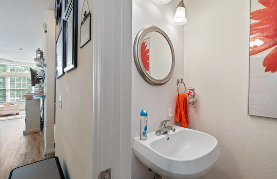 16-web-or-mls-200 Beachwalk Trail Int-9