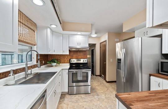 16-web-or-mls-6125 Everwood Int-9