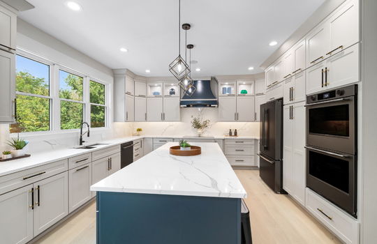 17-web-or-mls-1266 Brookwoode Rd Int-11