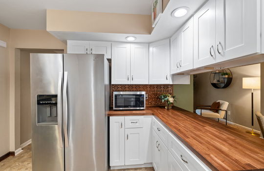 17-web-or-mls-6125 Everwood Int-10
